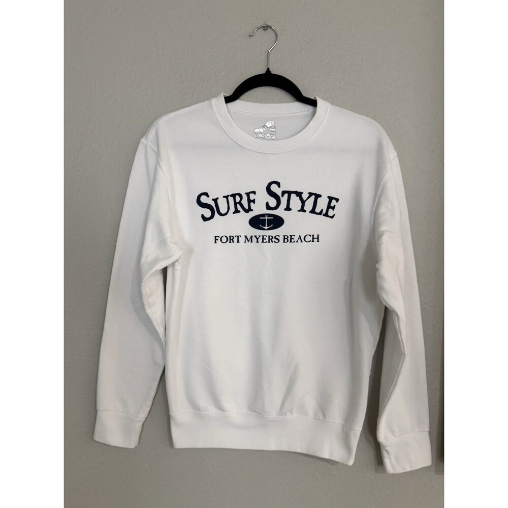 Woman’s Small Sweater Sweatshirt Surf Style Fort Meyers Beach FL White Soft